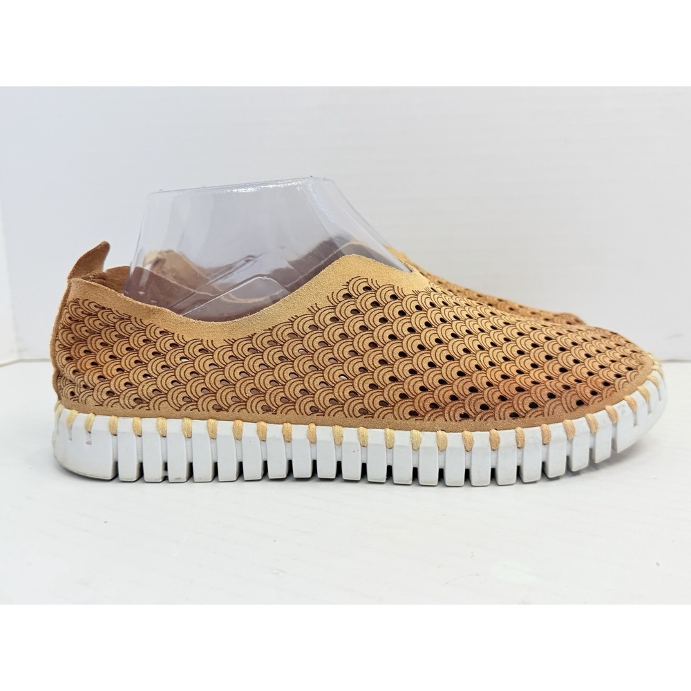 Ilse Jacobsen Tulip 139 Laser Cut Slip On Shoes Women's EU 38 Latte